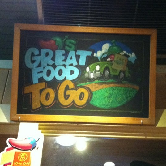 Photo taken at Chili&#39;s Grill &amp; Bar by Elizebeth W. on 2/17/2012