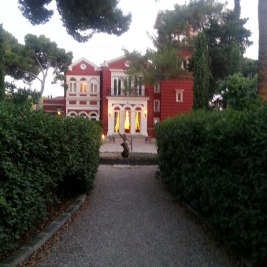 Foto tirada no(a) Hotel Mercure Villa Romanazzi Carducci por Stefano M. em 7/3/2012