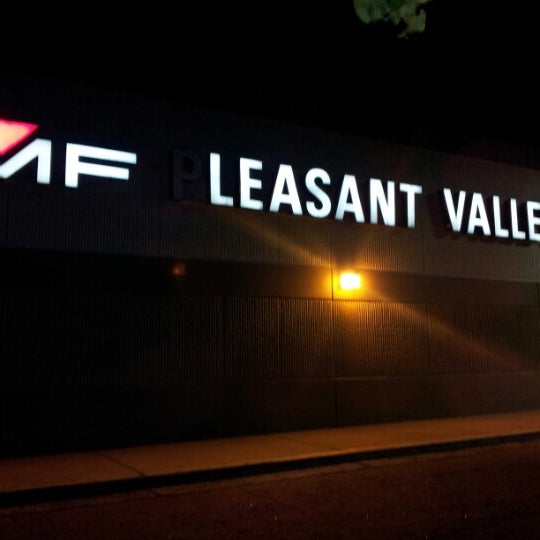 Foto diambil di AMF Pleasant Valley Lanes oleh Ardnassac I. pada 8/28/2012
