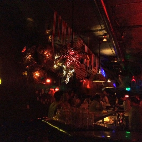 Foto scattata a Holy Cow Nightclub da Lexi L. il 7/30/2012