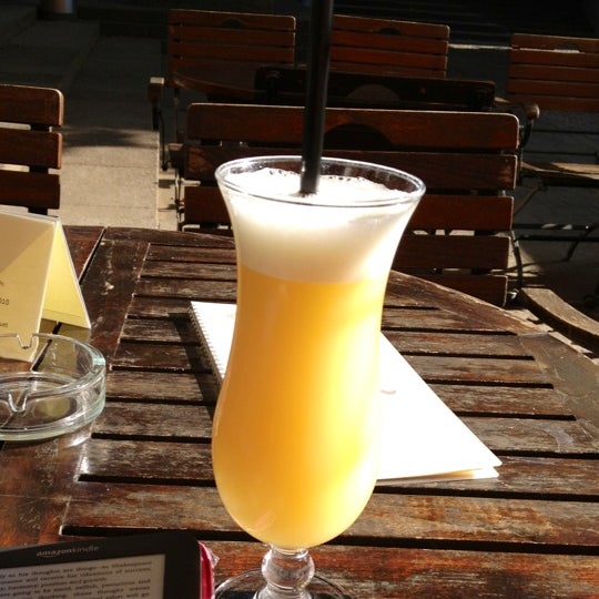 Regenbogen Bar Gastropub In Zurich