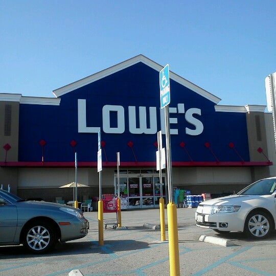Lowe's Home Improvement Hardware Store in Northridge West
