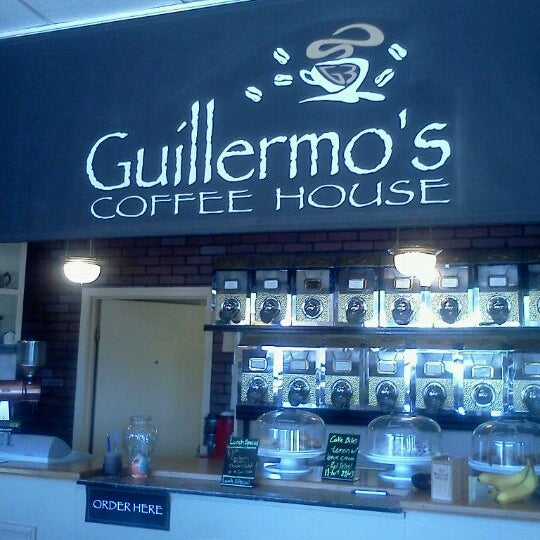 Photo taken at Guillermo&#39;s Coffee House &amp; Roastery by Leah P. on 6/1/2012