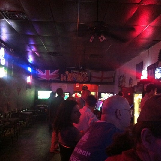 Printer's Alley Bar in Central Gardens