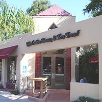 est. 1963 in Brentwood, CA by Mona & Herbert Hyman. operates 830 locations in 23 countries.