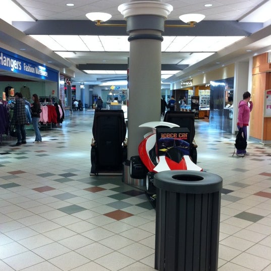 Westmount Shopping Centre Woodcroft 1125 Westmount Shopping Ctr NW