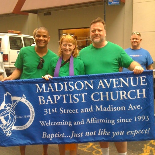 5/3/2011 tarihinde R K.ziyaretçi tarafından Madison Avenue Baptist Church'de çekilen fotoğraf