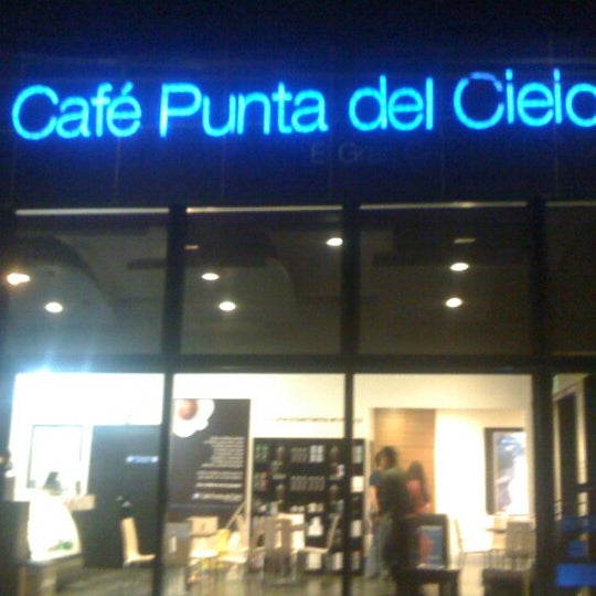 7/20/2012 tarihinde Lau G.ziyaretçi tarafından Café Punta del Cielo'de çekilen fotoğraf