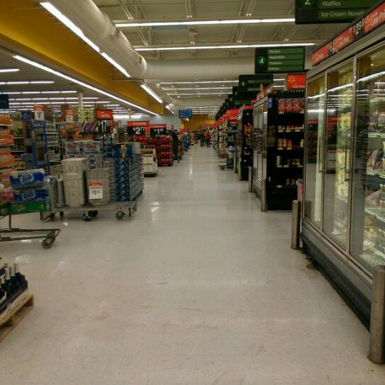 Walmart Supercenter Indianola, IA