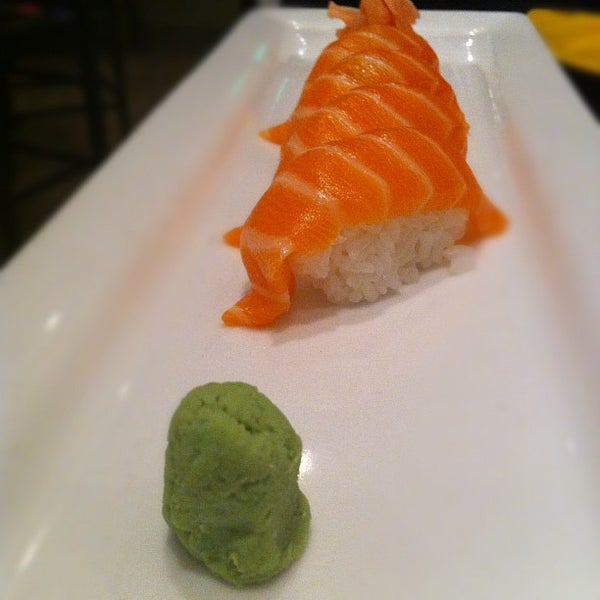 Foto scattata a JP Seafood Cafe da Steve G. il 2/8/2012