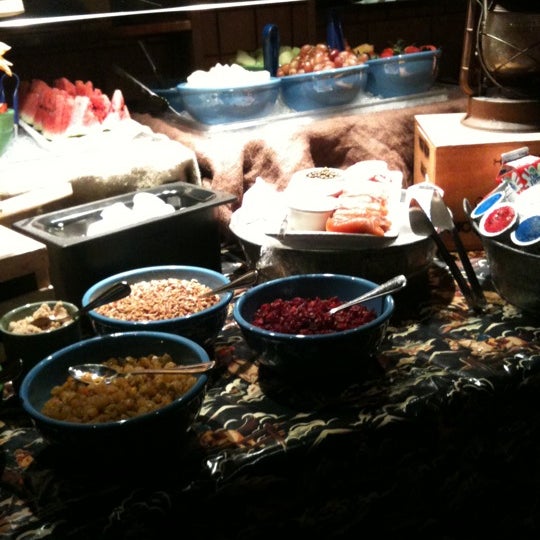 Photo taken at Rio Ranch Restaurant by Eduardo C. on 12/21/2010