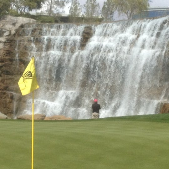 Photo taken at Wynn Golf Club by James D. on 3/19/2012