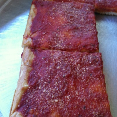 Foto scattata a Crustini Pizza da Donna T. il 7/25/2012