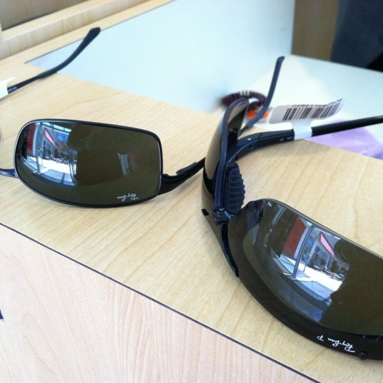sunglass hut quarry