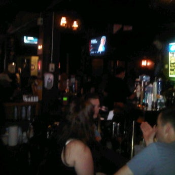 Foto tomada en Blake&#39;s Tavern  por Raghavender H. el 6/24/2012