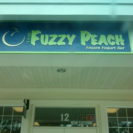 Photo taken at The Fuzzy Peach Racine by Terry W. on 8/27/2012
