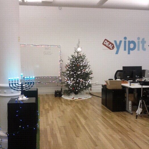 Photo taken at Yipit HQ by Nitya O. on 12/15/2011