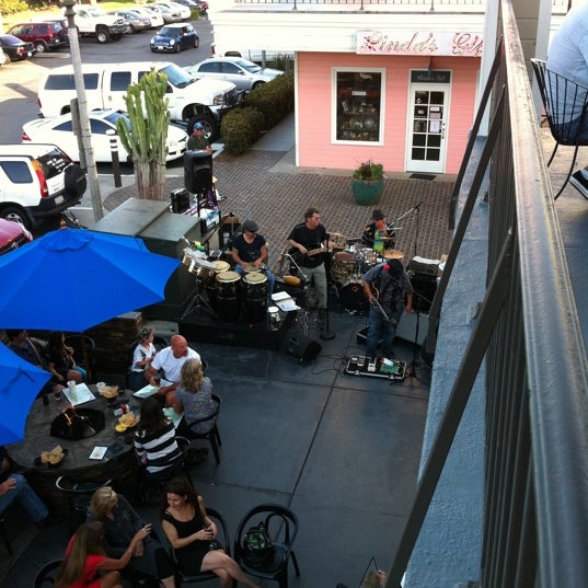 4/29/2012 tarihinde Rosa V.ziyaretçi tarafından Coyote Bar &amp; Grill'de çekilen fotoğraf