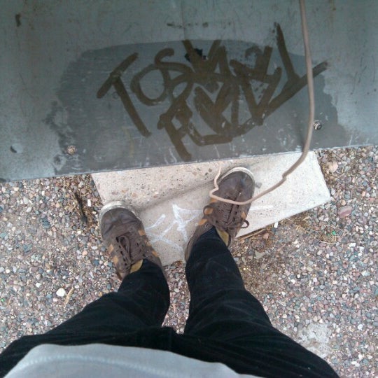 разбитый iphone 12 pro max. Broken 11. Iphone 14 broken. Broken 11. Broken 11.