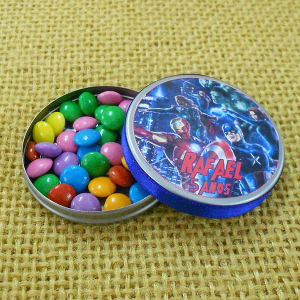 Novas Lembrancinhas - Os Vingadores - Latinha Personalizada com Confetes de Chocolate - Por R$ 3,20 - http://bit.ly/NmIql0
