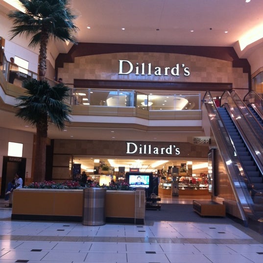 Dillard's Village of Tampa Tampa, FL