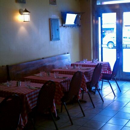 Foto scattata a Nice Pizza da Amik ☠. il 8/1/2011