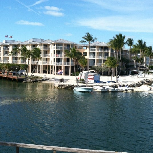 Foto tomada en Pelican Cove Resort &amp; Marina  por Tony D. el 4/26/2012