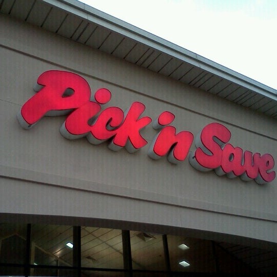 Pick n save grocery store in brookfield