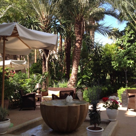 รูปภาพถ่ายที่ Les Jardins de La Medina,  Marrakech โดย Sylvia เมื่อ 5/5/2012