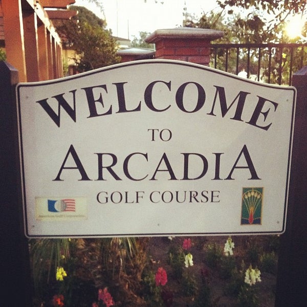 Photo taken at Arcadia Golf Course by Crazyclown42 on 6/3/2012