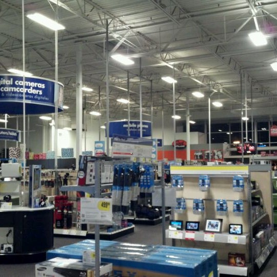 Best Buy Electronics Store in Savi Ranch East