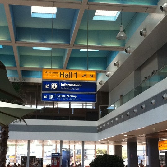 Photos At Aeroport Marseille Provence Mrs Airport