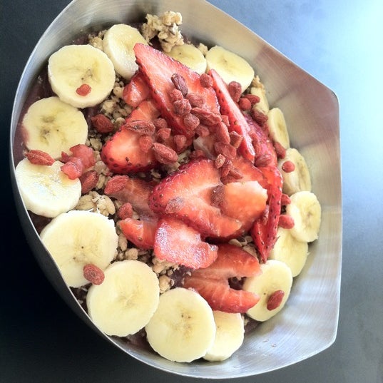 Photo taken at Vitality Bowls by Dave S. on 1/18/2012