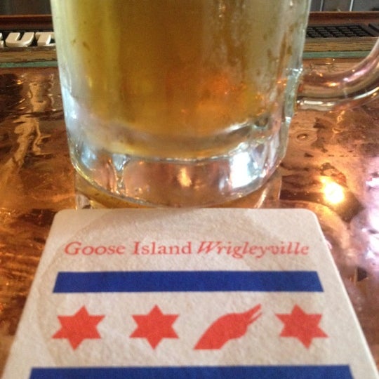 Photo taken at Goose Island Brewpub by Jeff on 7/6/2012