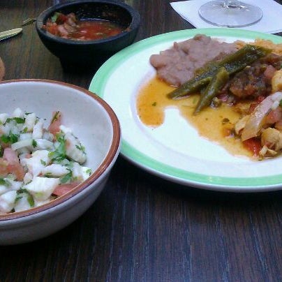 Das Foto wurde bei Margaritas Mexican Restaurant von Loren B. am 12/27/2011 aufgenommen