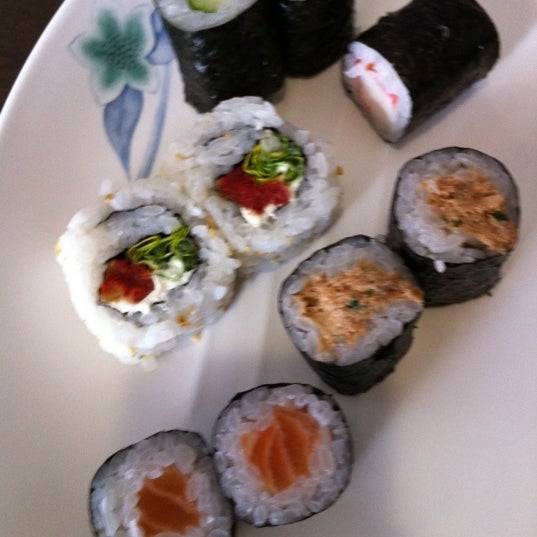 รูปภาพถ่ายที่ Restaurante Sushi Tori | 鳥 โดย DJ Jorge S. เมื่อ 3/22/2012