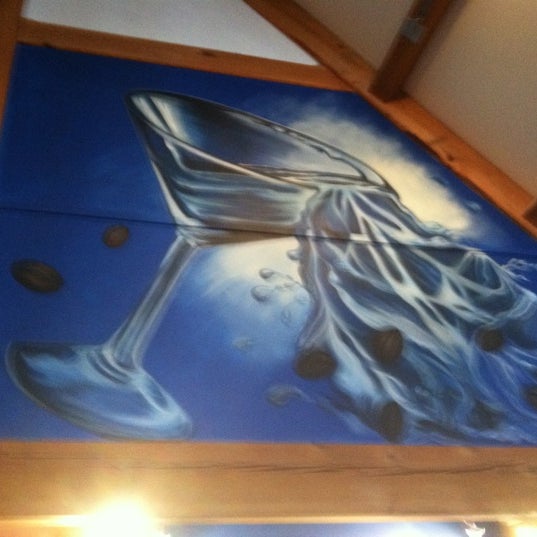 12/3/2011에 Craig B.님이 Liquid Art Coffeehouse &amp; Eatery에서 찍은 사진