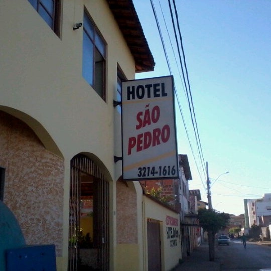 hotel sao pedro montes claros mg