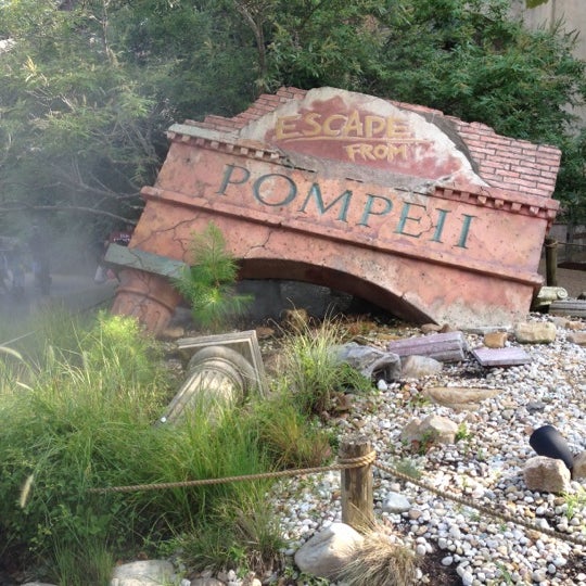 Photo taken at Escape From Pompeii by mtnbke on 7/22/2012