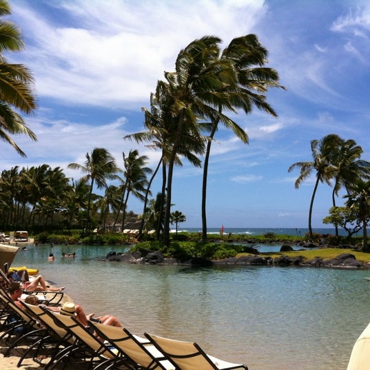7/7/2012 tarihinde petershinziyaretçi tarafından Grand Hyatt Kauai Salt Water Lagoon'de çekilen fotoğraf