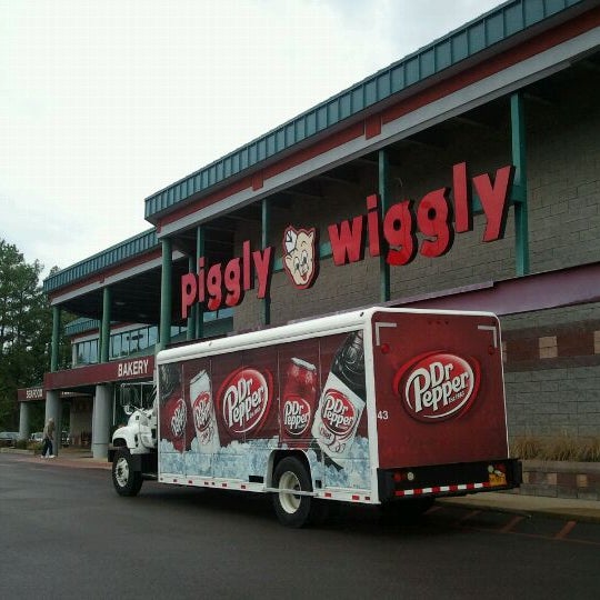 Piggly Wiggly, 118 Highway 12 W, Starkville, MS, piggly wiggly, Süpermarket...