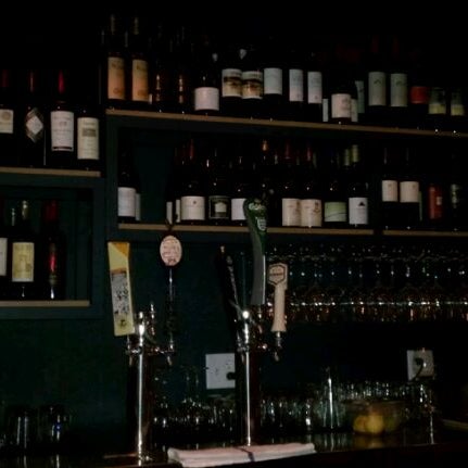 1/1/2012にGaston H.がLeft Coast Wine Barで撮った写真