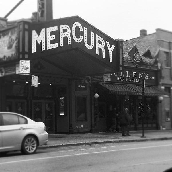 Photo taken at Mercury Theater Chicago by Frank D. on 11/27/2011