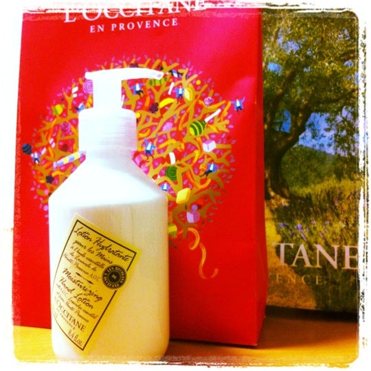 Photos At ロクシタン 梅田大丸店 梅田 1 Tip From 27 Visitors