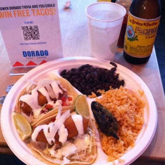 Foto diambil di Dorado Tacos &amp; Cemitas oleh DJ S. pada 7/21/2011