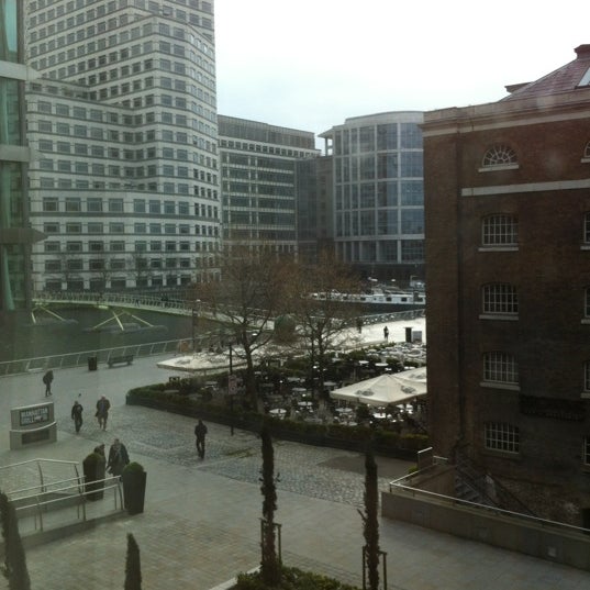 Photo taken at Marriott Executive Apartments London, West India Quay by Donatas B. on 4/5/2012