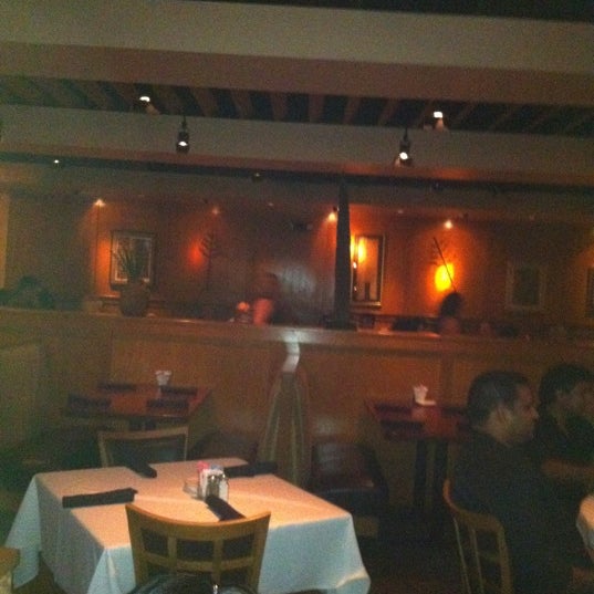 Photo taken at Cantina Laredo by Tom D. on 3/3/2012