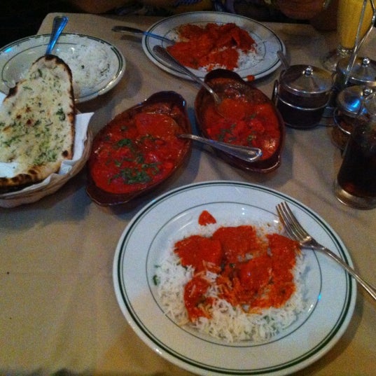 8/15/2012にSteven d.がIndia&#39;s Tandoori-Authentic Indian Cuisine, Halal Food, Delivery, Fine Dining,Catering.で撮った写真