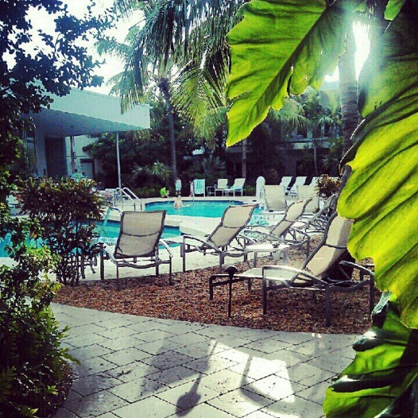 Photo taken at Santa Maria Suites Resort by Olga L. on 7/24/2012