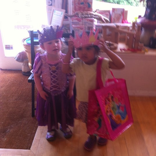 Happy Toys Toy Store